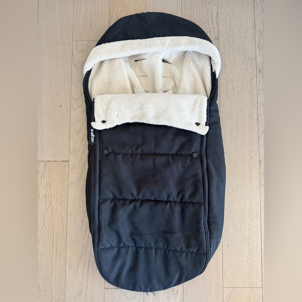 Yo-yo Babyzen Foot Muff (Stroller Bunting), Black, Like New